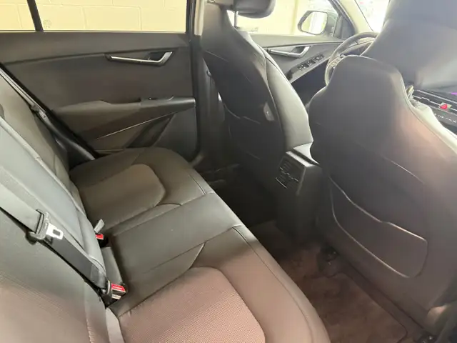 2024 Kia Niro EX - Photo 9