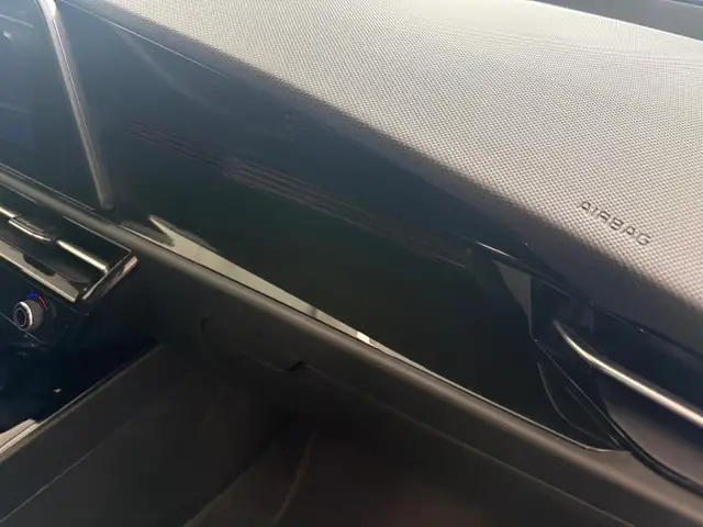 2024 Kia Niro EX - Photo 11