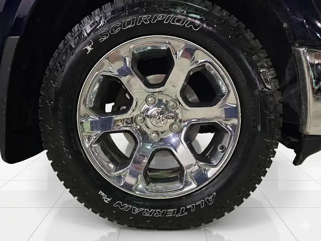 2015 Ram 1500 Laramie - V7039 - Financing Available - Photo 9