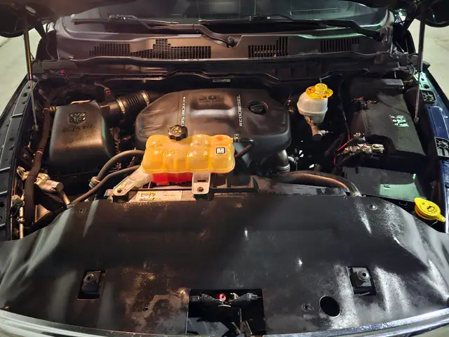 2015 Ram 1500 Laramie - V7039 - Financing Available - Photo 18