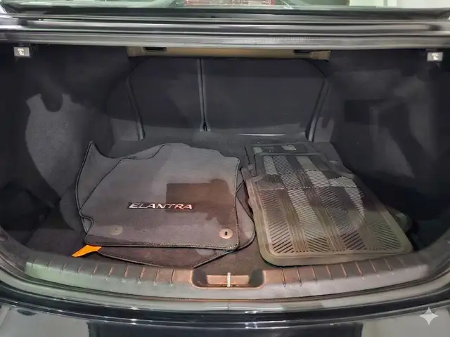 2018 Hyundai Elantra SEL 4dr Sdn - V7052 - No Payments for 1 Yea - Photo 17