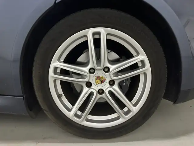 2011 Porsche Panamera 4 AWD V6 - V5712 - Financing Available - Photo 8