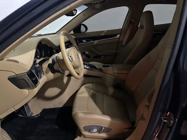 2011 Porsche Panamera 4 AWD V6 - V5712 - Financing Available - Photo 10