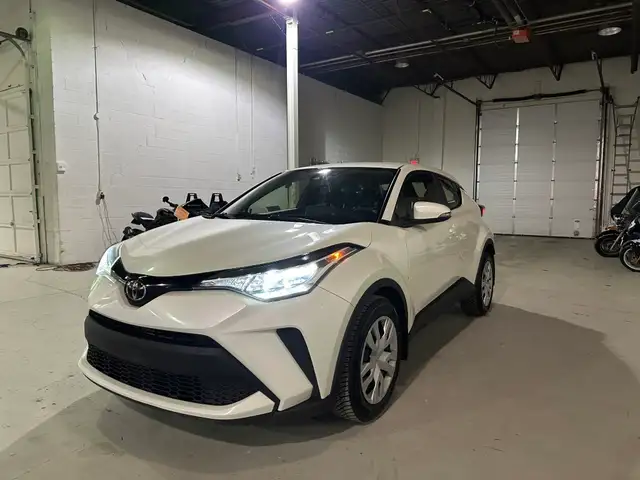 2021 Toyota C-HR XLE CVT - V6917 - No Payments for 6 Months - Photo 4