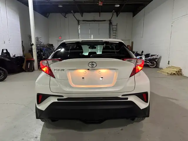 2021 Toyota C-HR XLE CVT - V6917 - No Payments for 6 Months - Photo 7