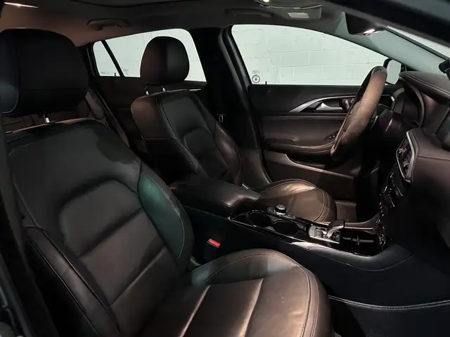 2017 Infiniti Qx30 4dr suv - V6968 - No Payments for 1 Year - Photo 11