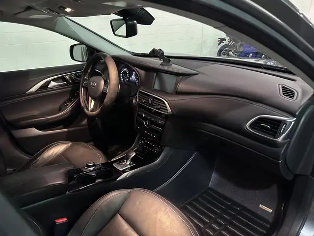 2017 Infiniti Qx30 4dr suv - V6968 - No Payments for 1 Year - Photo 12