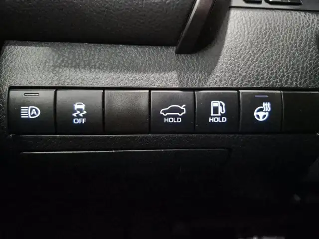 2024 Toyota Camry SE SE | Adaptive Cruise | Heated Seats - Photo 20