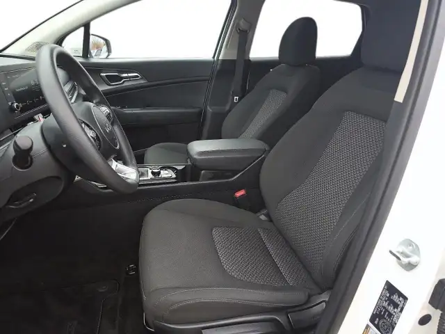 2024 Kia Sportage LX LX AWD | Heated Seats | Lane Assist - Photo 9