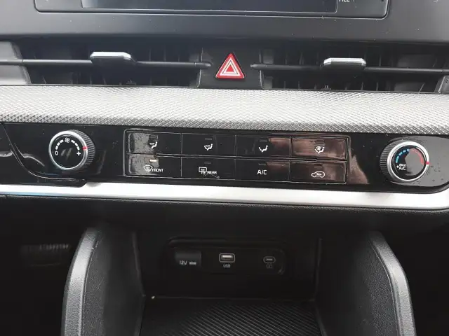 2024 Kia Sportage LX LX AWD | Heated Seats | Lane Assist - Photo 15