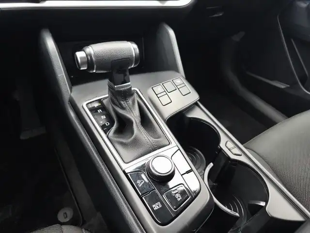 2024 Kia Sportage LX LX AWD | Heated Seats | Lane Assist - Photo 17