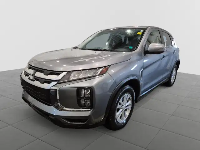 2024 Mitsubishi RVR SE