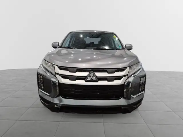 2024 Mitsubishi RVR SE - Photo 3