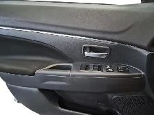 2024 Mitsubishi RVR SE - Photo 14