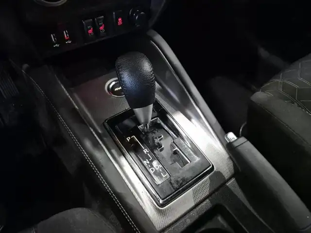 2024 Mitsubishi RVR SE - Photo 16