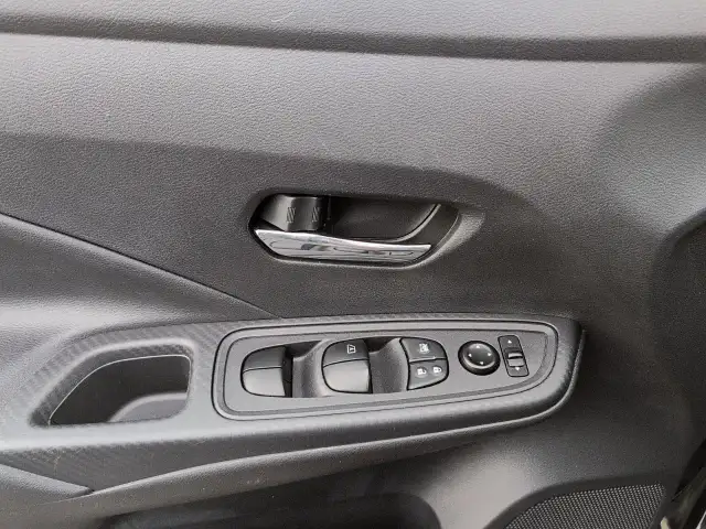 2024 Nissan Versa SV SV | Remote Start| Blind Spot - Photo 14