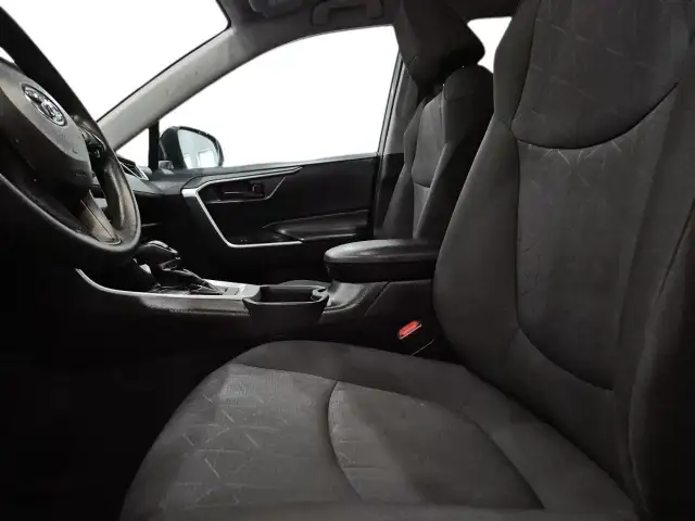 2024 Toyota RAV4 LE LE | Heated Seats | Blind Spot - Photo 9