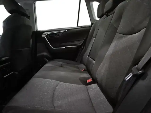 2024 Toyota RAV4 LE LE | Heated Seats | Blind Spot - Photo 10