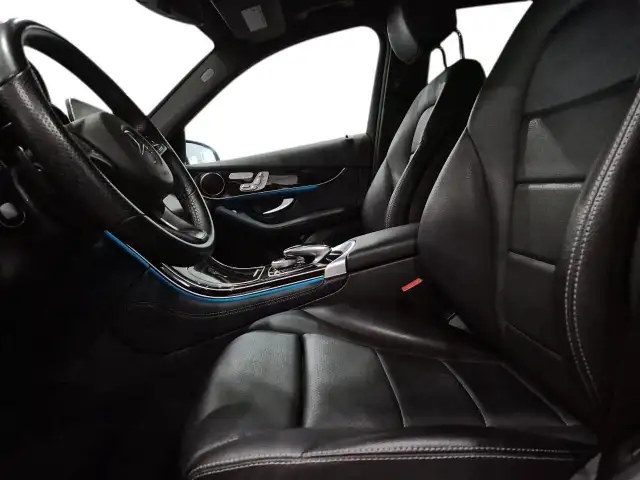 2016 Mercedes-Benz GLC-Class Base | Leather | Moonroof - Photo 7