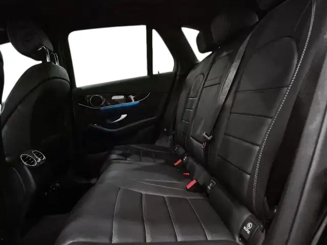 2016 Mercedes-Benz GLC-Class Base | Leather | Moonroof - Photo 8