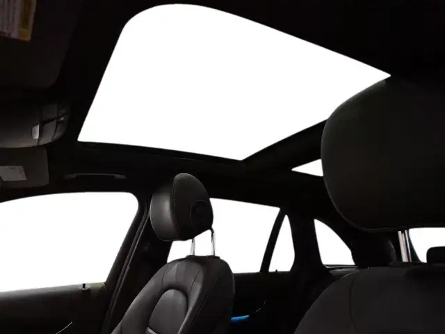 2016 Mercedes-Benz GLC-Class Base | Leather | Moonroof - Photo 9