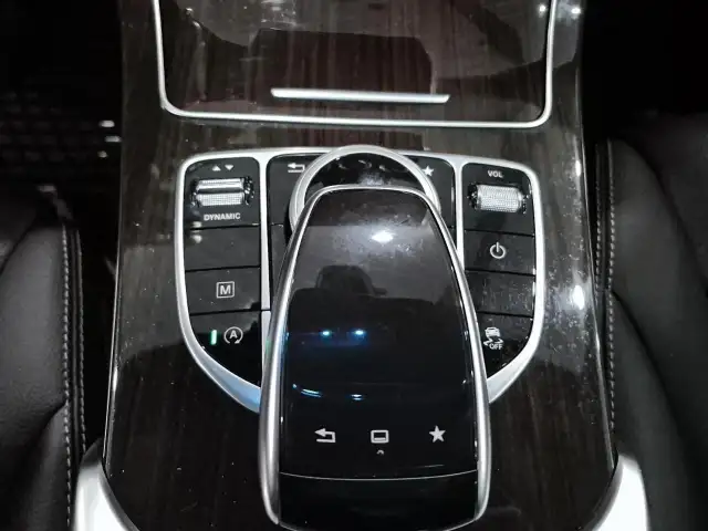 2016 Mercedes-Benz GLC-Class Base | Leather | Moonroof - Photo 18