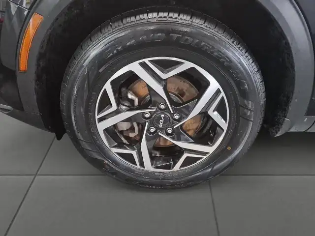 2023 Kia Sportage LX LX | Rear Parking Sensors | Heated Seats - Photo 11