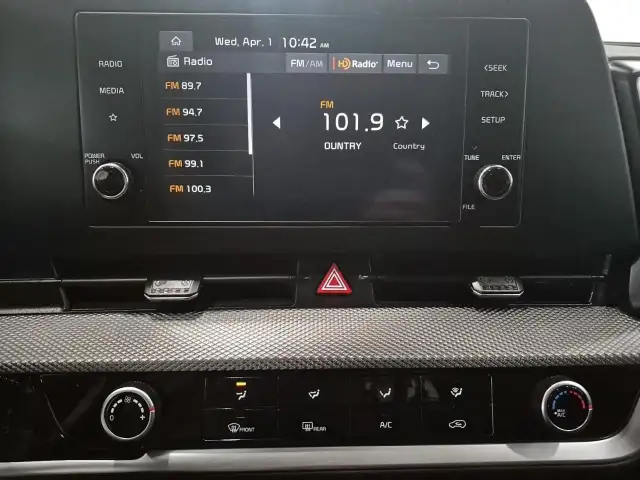 2023 Kia Sportage LX LX | Rear Parking Sensors | Heated Seats - Photo 25