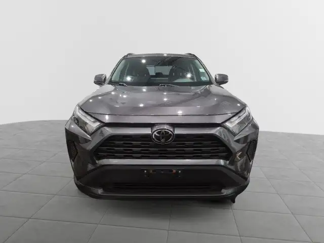 2023 Toyota RAV4 XLE XLE | Moonroof | Lane Assist - Photo 3