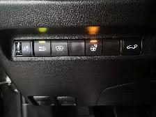 2023 Toyota RAV4 XLE XLE | Moonroof | Lane Assist - Photo 25