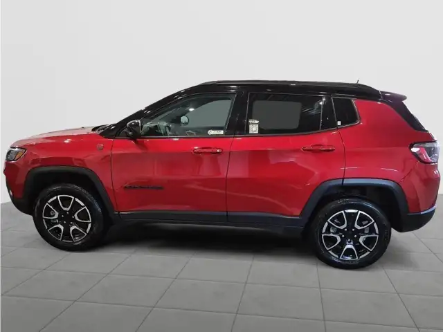 2024 Jeep Compass Trailhawk Trailhawk | Save $ 20,312 vs New - Photo 7
