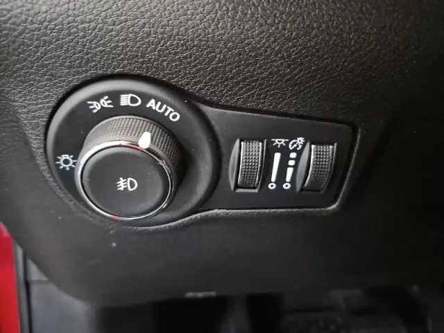 2024 Jeep Compass Trailhawk Trailhawk | Save $ 20,312 vs New - Photo 24