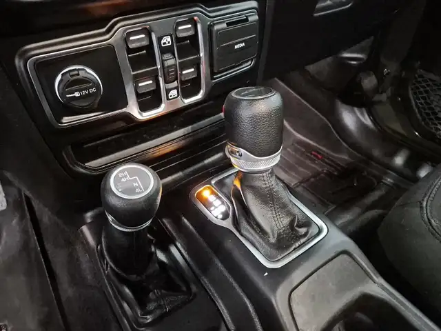 2021 Jeep Gladiator Willys | Safety & Trailer Tow Pkg - Photo 14