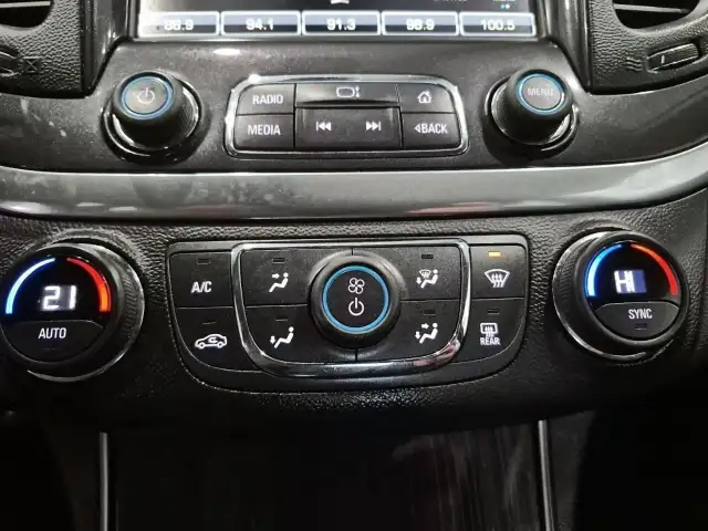 2019 Chevrolet Impala 1LT LT w/1LT | Heated Seats | - Photo 21