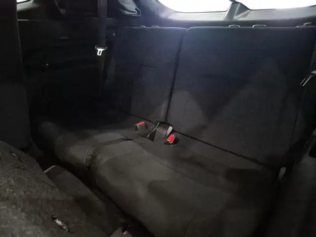 2025 Mitsubishi Outlander ES ES | Dual Climate Control | - Photo 9