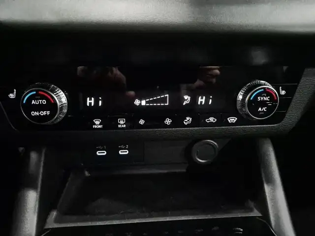 2025 Mitsubishi Outlander ES ES | Dual Climate Control | - Photo 20