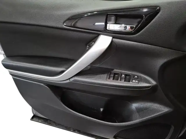 2026 Mitsubishi Eclipse Cross SE SE | Low Mileage | Dual Clim... - Photo 14