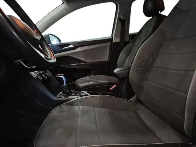 2022 Volkswagen Taos Comfortline Comfortline | Dual Climate C... - Photo 9