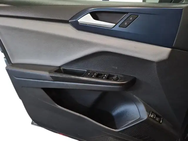 2022 Volkswagen Taos Comfortline Comfortline | Dual Climate C... - Photo 13