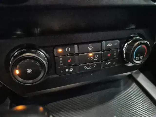 2019 Ford F-150 XLT XLT | 5.0L V8 | FX4 OFF Road | - Photo 11