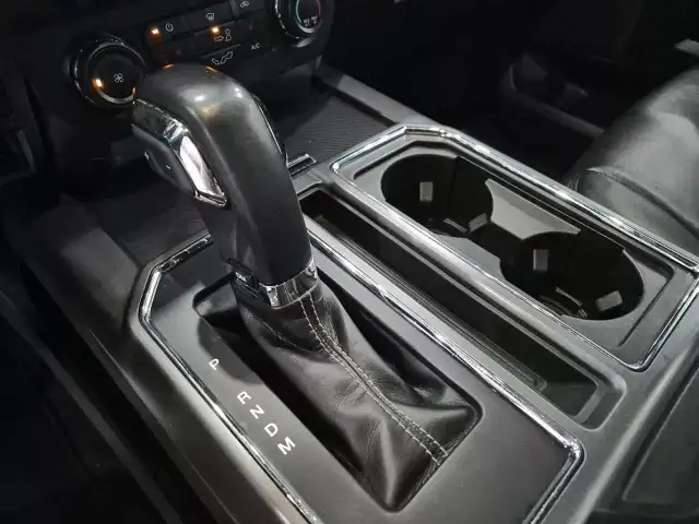 2019 Ford F-150 XLT XLT | 5.0L V8 | FX4 OFF Road | - Photo 14