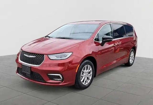 2024 Chrysler Pacifica Touring-L Touring- L | Save $ $23,762...