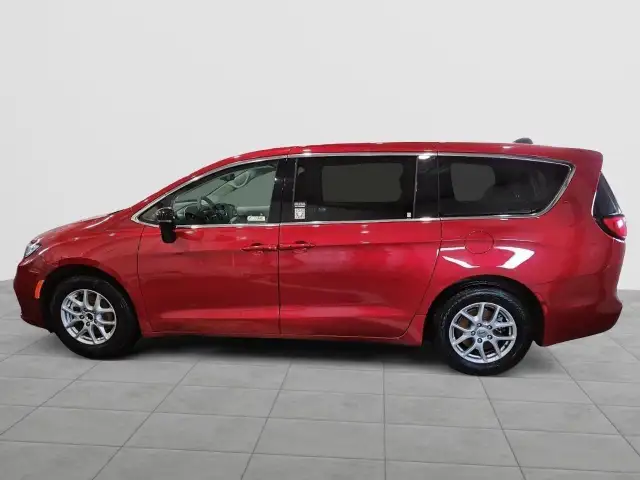 2024 Chrysler Pacifica Touring-L Touring- L | Save $ $23,762... - Photo 8