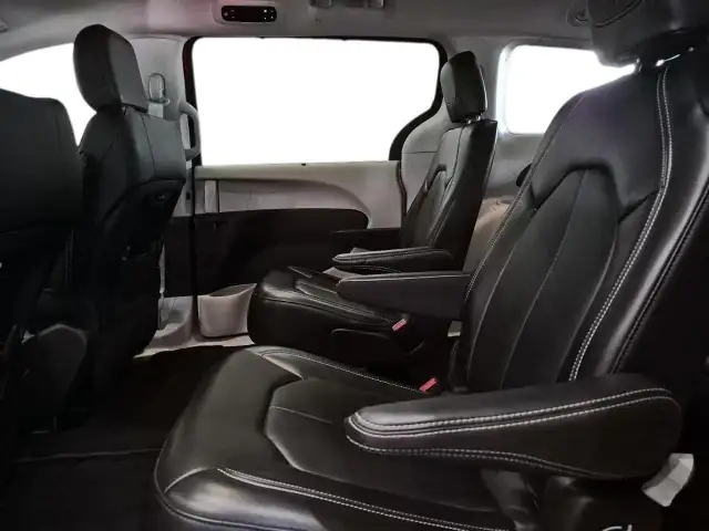 2024 Chrysler Pacifica Touring-L Touring- L | Save $ $23,762... - Photo 12