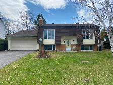 4 Bedroom Home For Sale - 20 Coolbrook Crescent, Munster