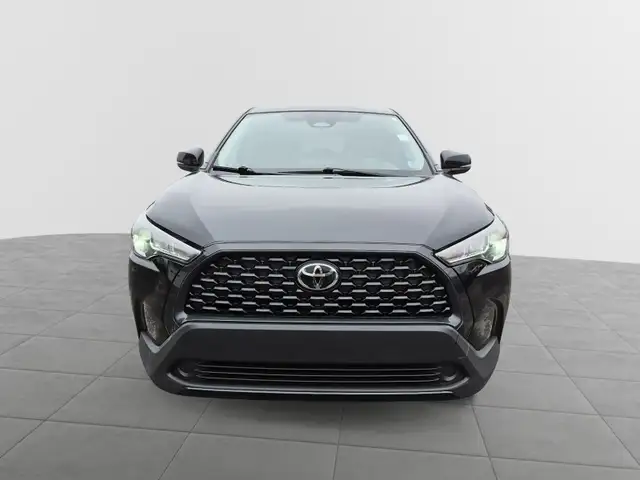 2024 Toyota Corolla Cross LE LE | Adaptive Cruise | Heated Seats - Photo 3