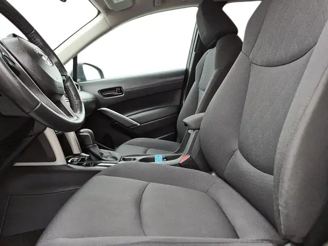 2024 Toyota Corolla Cross LE LE | Adaptive Cruise | Heated Seats - Photo 10