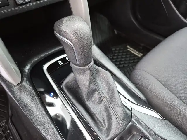 2024 Toyota Corolla Cross LE LE | Adaptive Cruise | Heated Seats - Photo 16