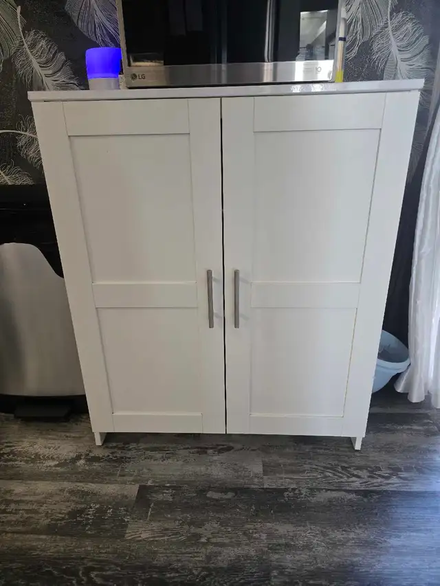 armoires blanches Ikea