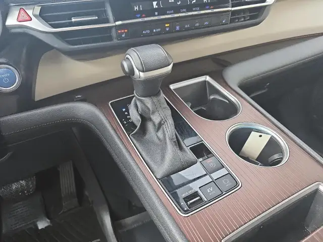 2024 Toyota Sienna XLE 8-Passenger XLE 8 Passenger | Sunroof... - Photo 17